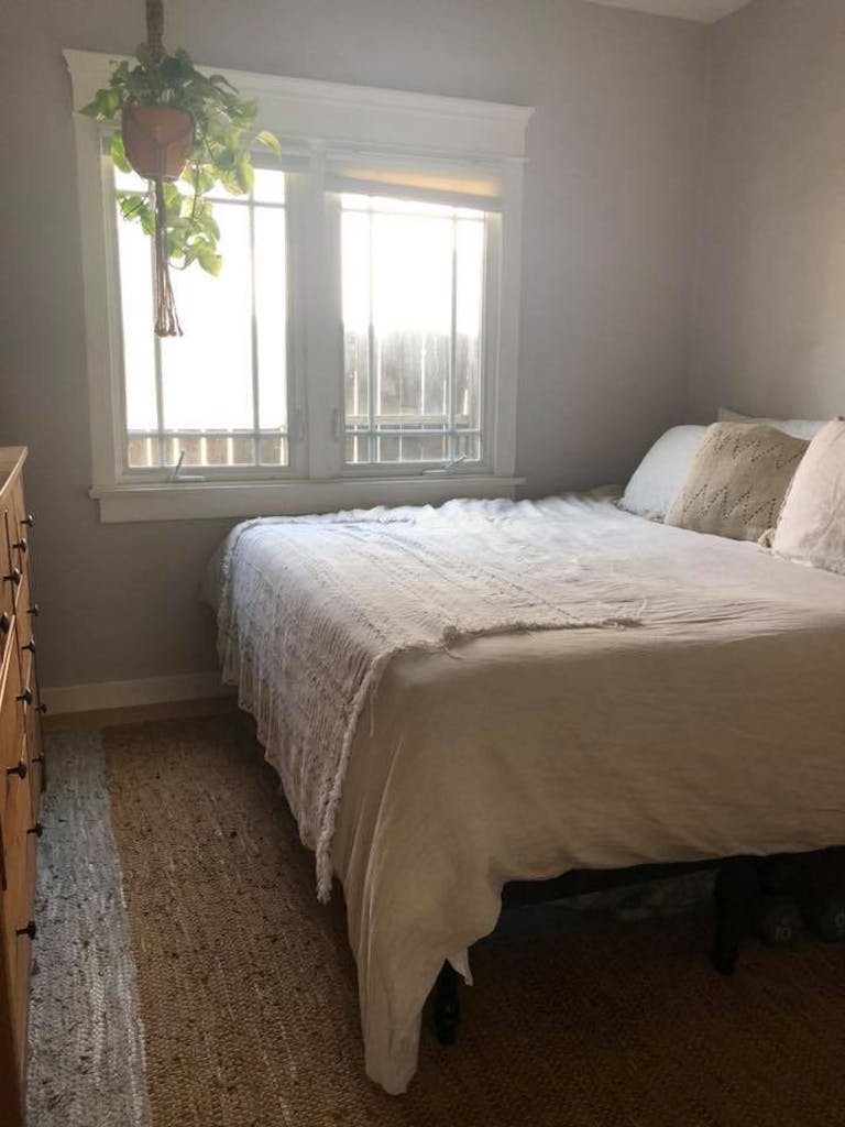 Private Room / Office in Sweet Highland Park Bungalow Listings Project