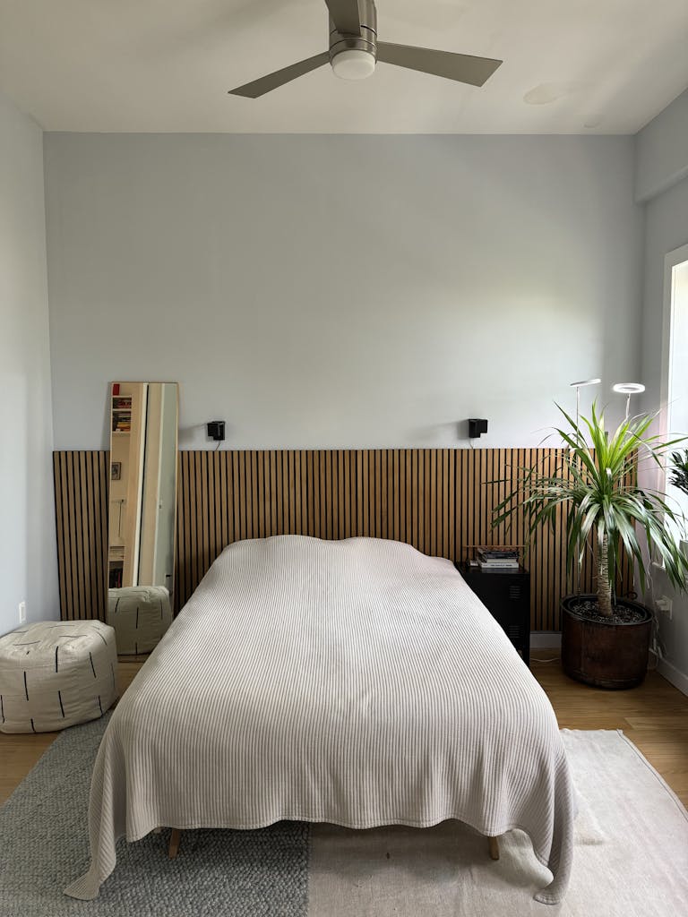 Bright and quiet Williamsburg 1.5 BR, minutes from subway Listings