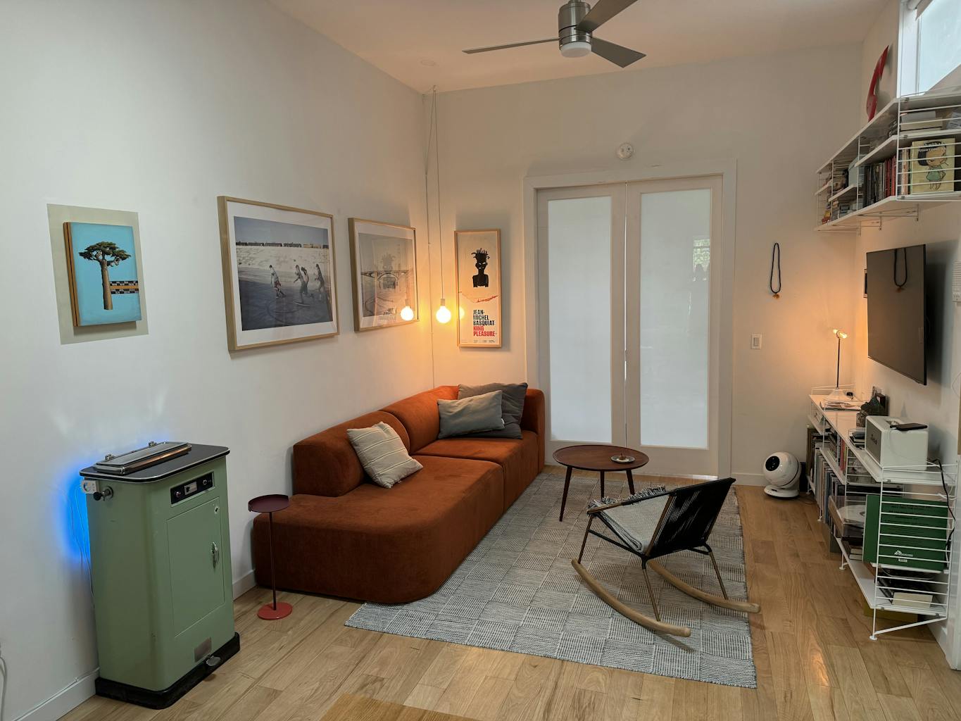 Bright and quiet Williamsburg 1.5 BR, minutes from subway Listings