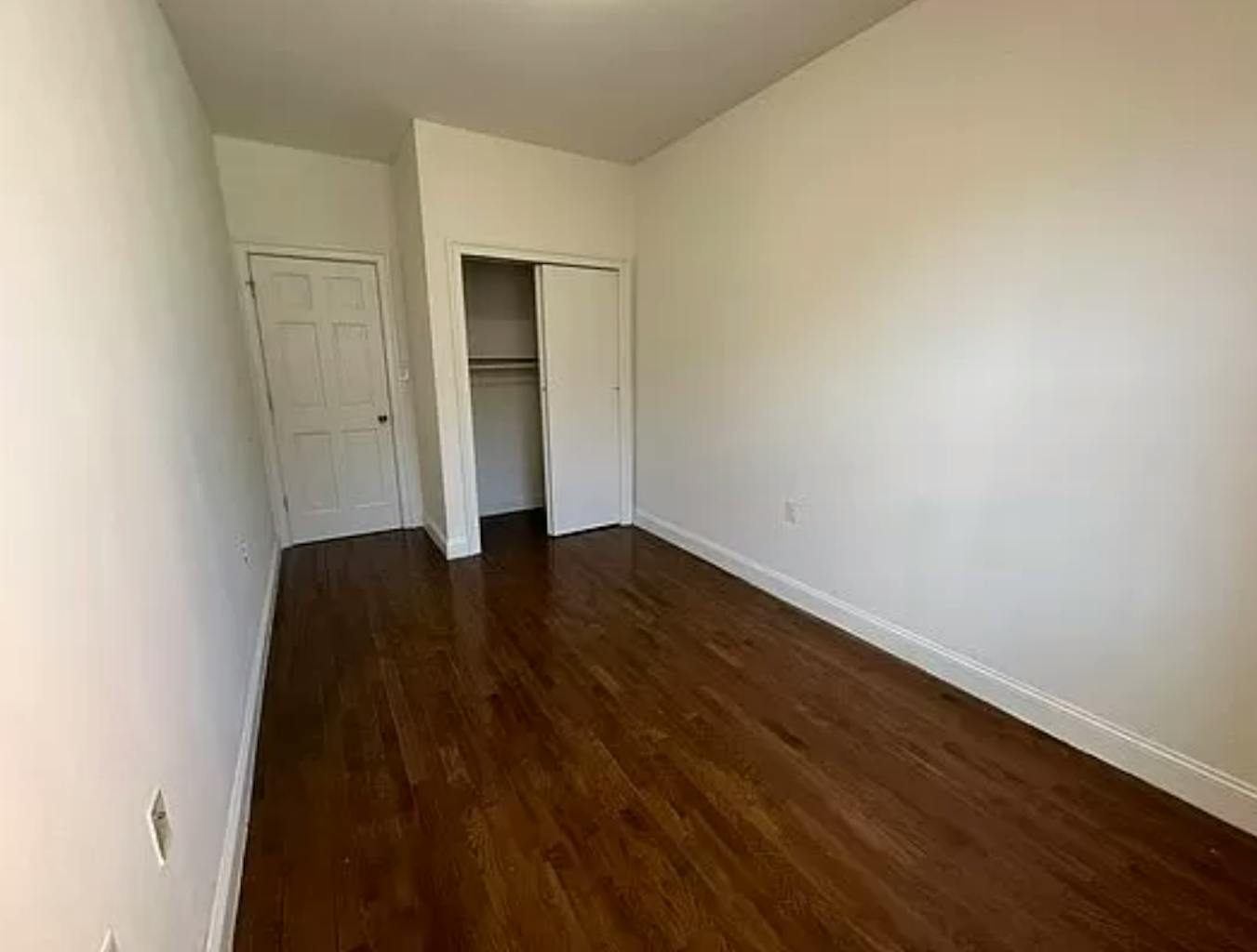 Great room in Astoria, Queens $1000 per month | Listings Project