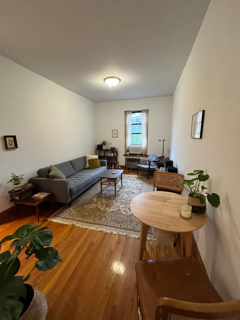 Prime Upper West Side Apartment for November 1st Listings Project