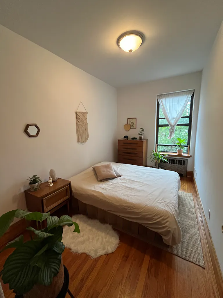 Prime Upper West Side Apartment for November 1st Listings Project
