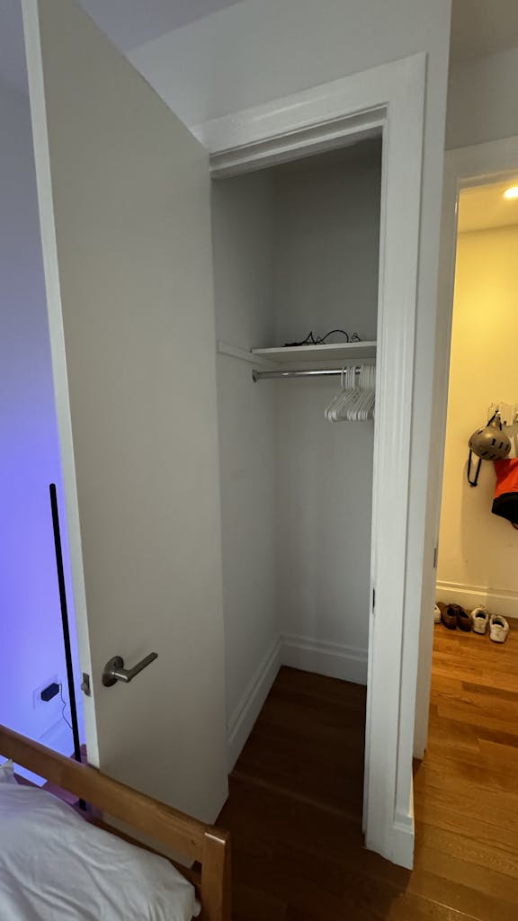 Private furnished room with inunit washer & dryer Listings Project