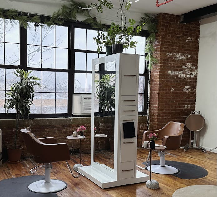 Booth Rental Hair Stylist or Colorist Jobs & Gig Listings Listings